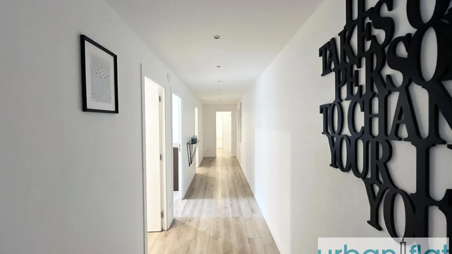 Apartment Urban Flat 182 - Spacious 4 Bedroom Flat In Paris